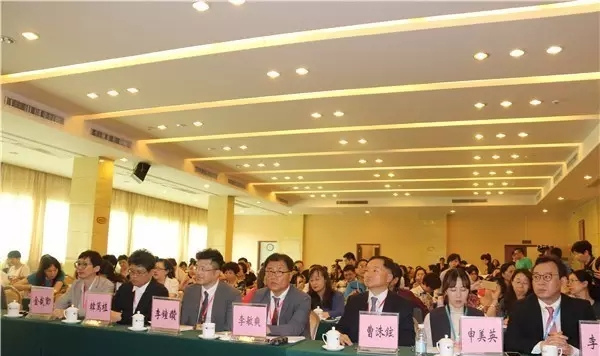 “关爱女性大健康”学术研讨会广州站完美落幕 “关爱女性大健康”学术研讨会广州站完美落幕